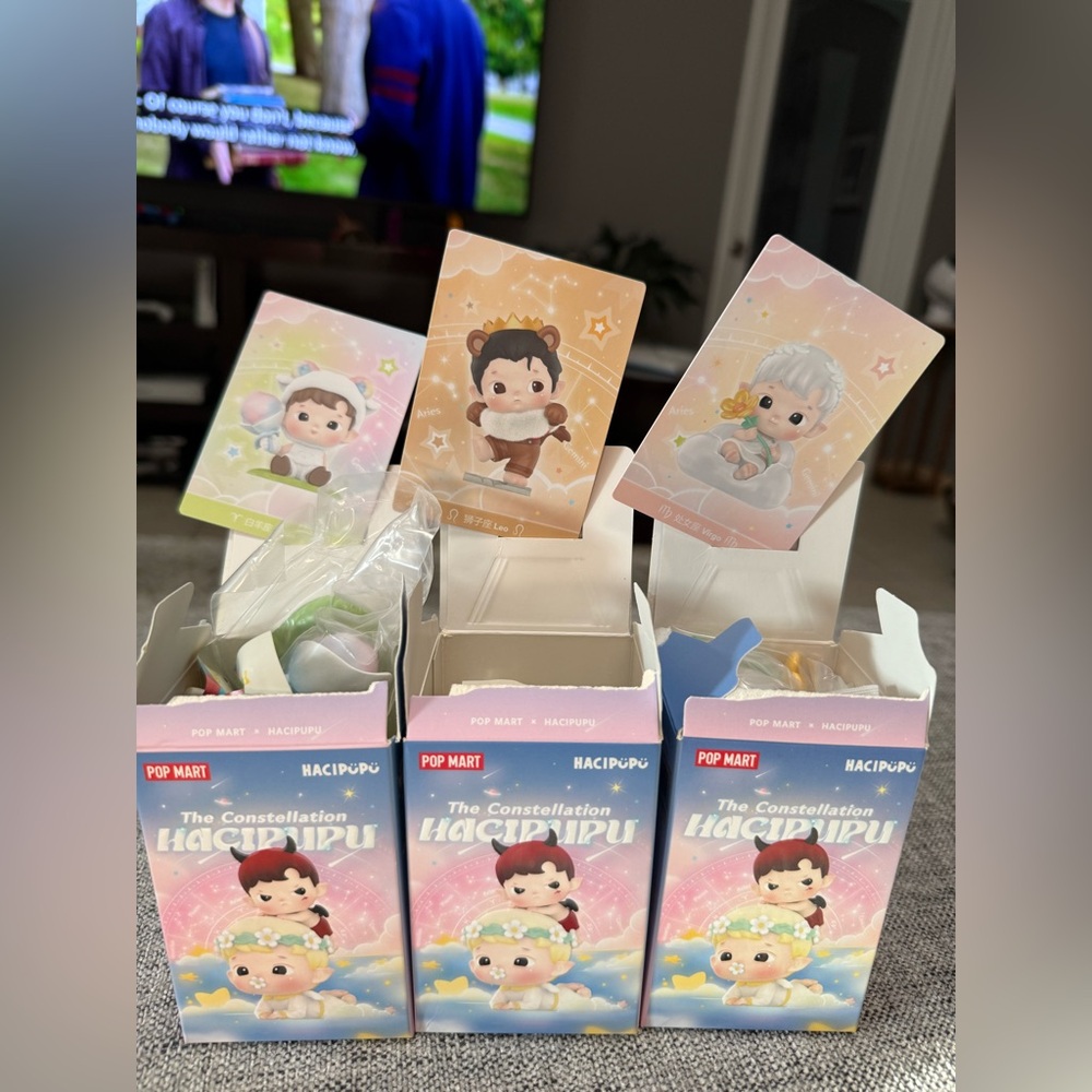 POP MART - Hacipupu - The Constellation bundle of 3 figurines.